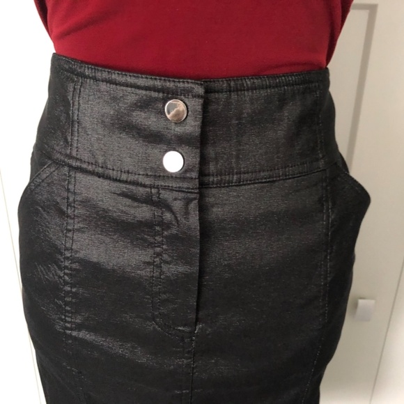 Bebe shimmer skirt size 8 - Picture 2 of 5